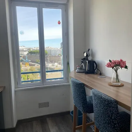 Διαμέρισμα Sejour Calme Au Coeur De Brest, Vue Sur La Rade