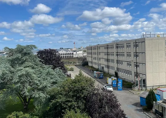 Sejour Calme Au Coeur De Brest, Vue Sur La Rade