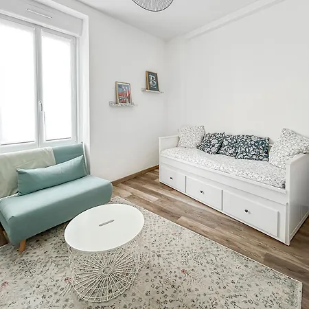 Calme Au Cœur De Brest, Vue Sur La Rade * Brest